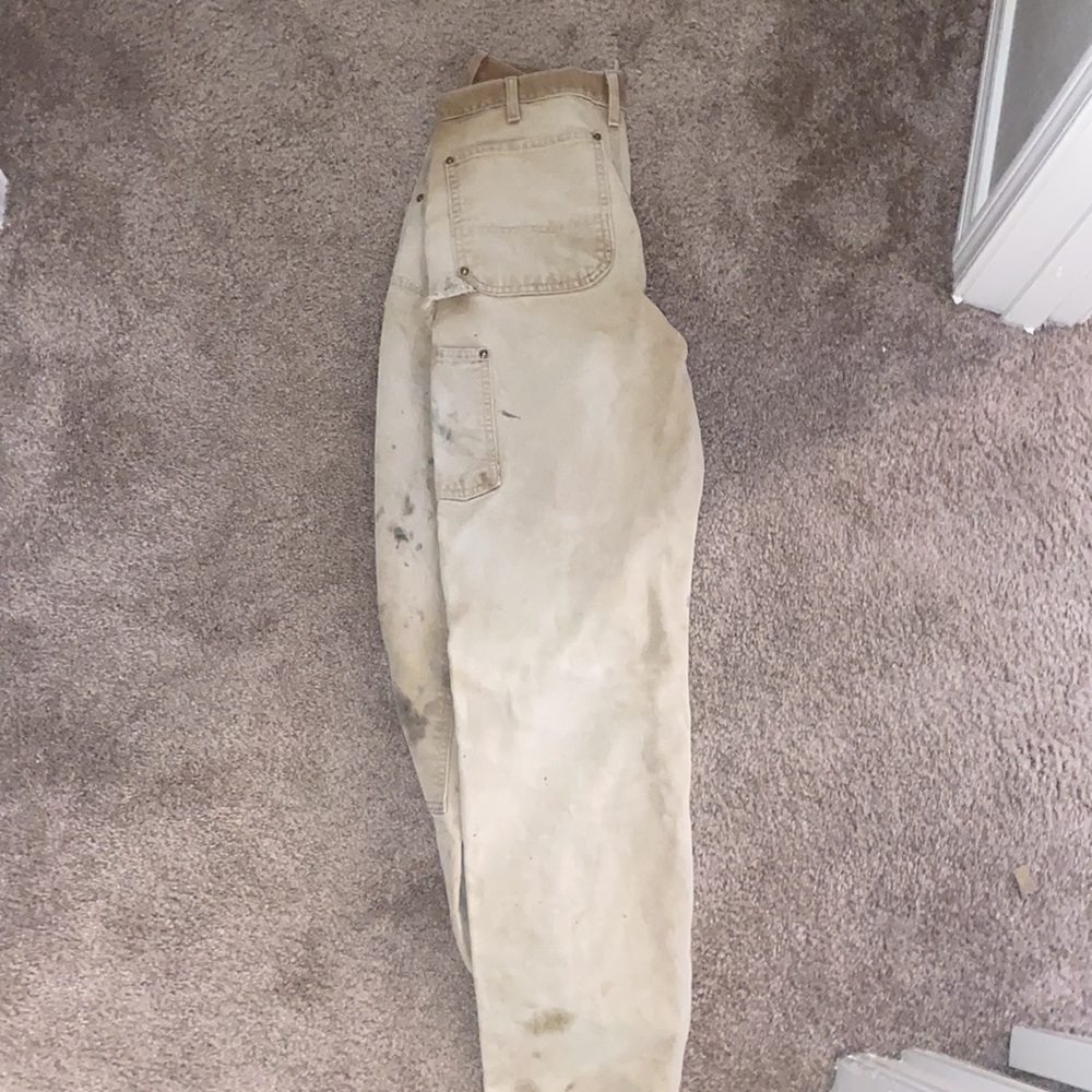 Yes,they’re beat to shit and there’s a hole in the crotch.No, theyre lackin drip - Picture 3 of 4